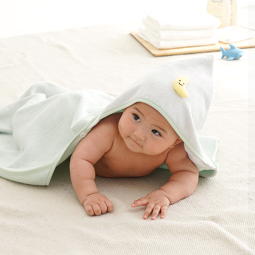 BambooBebe Village Pocket Hooded Bath Towel