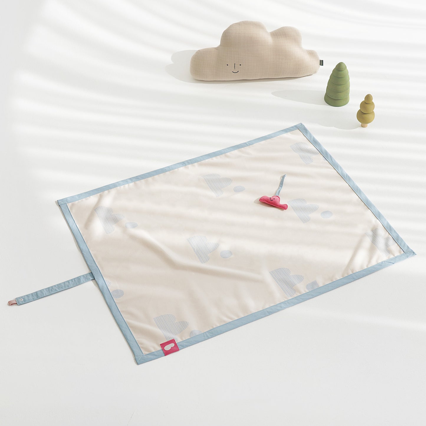 BambooBebe Portable Waterproof Changing Pad